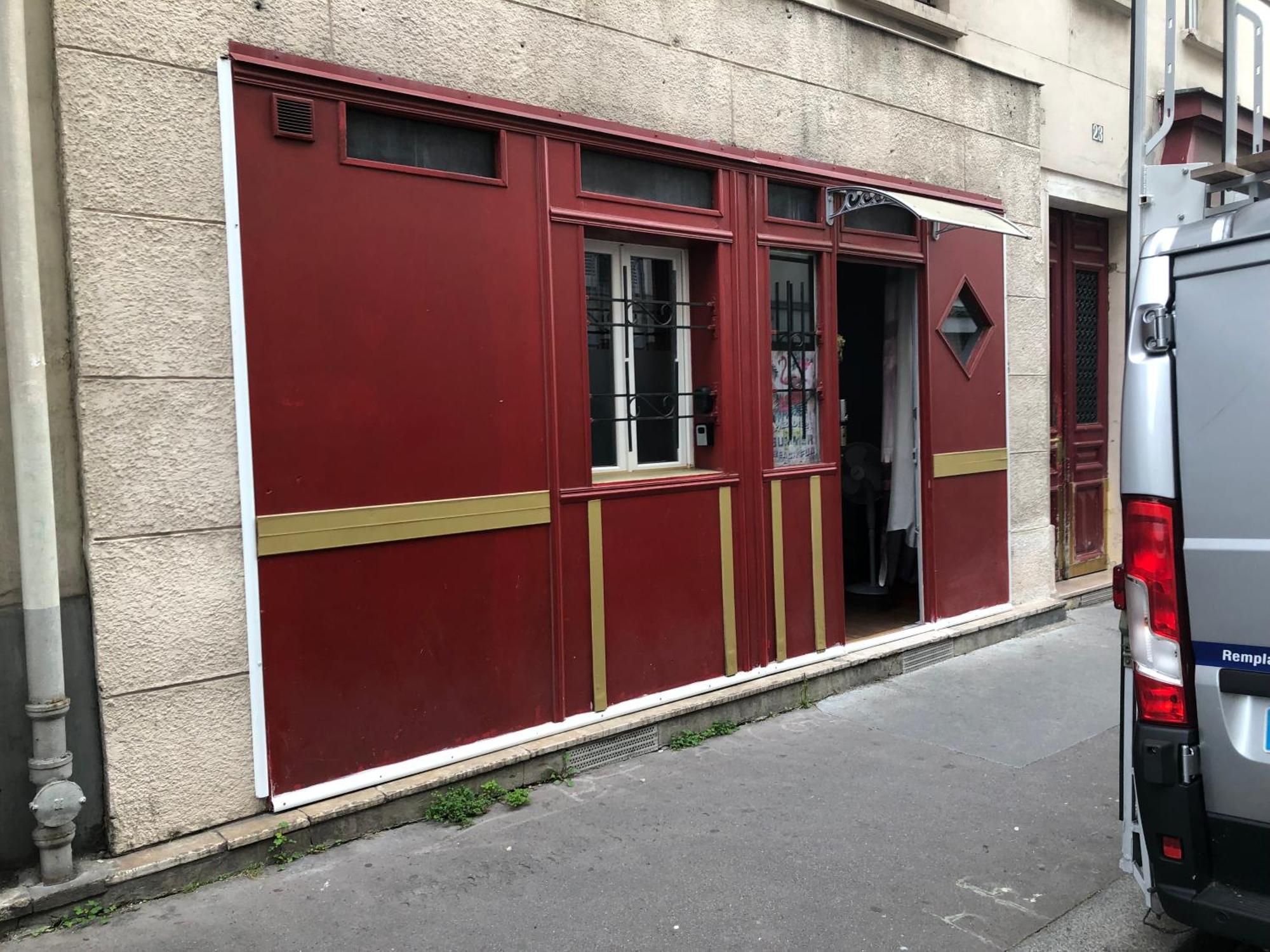 Guesthouse Familial Pour 2,3,4 Personnes De 44M2- Accessible Handic -Rez De Chaussee-Vues Sur Rue Et Patio Prive - Sejour, Chambre Separee-Cuisine,Salle De Bain,Lit Double Et Canape-Lit 2Pers-Entree De La Rue Berzelius-5 Minutes Du Metro Brochant-Lig Paris Bagian luar foto
